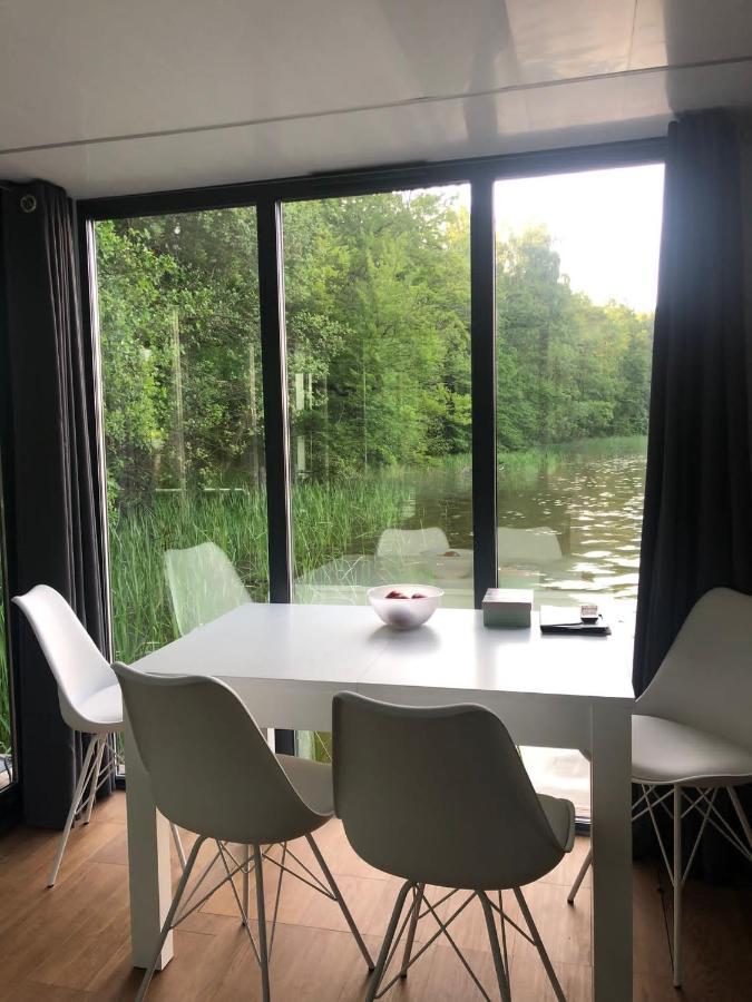 Houseboat- Dom Na Wodzie Z Sauna I Mozliwoscia Plywania ايوافا المظهر الخارجي الصورة
